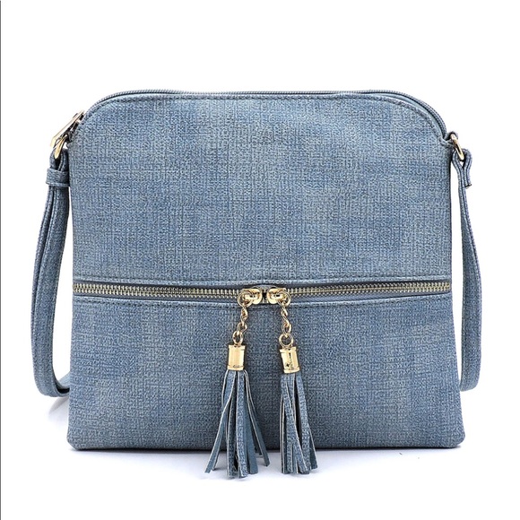 Alyssa Handbags - 🌟SALE🌟Zip Tassel Crossbody